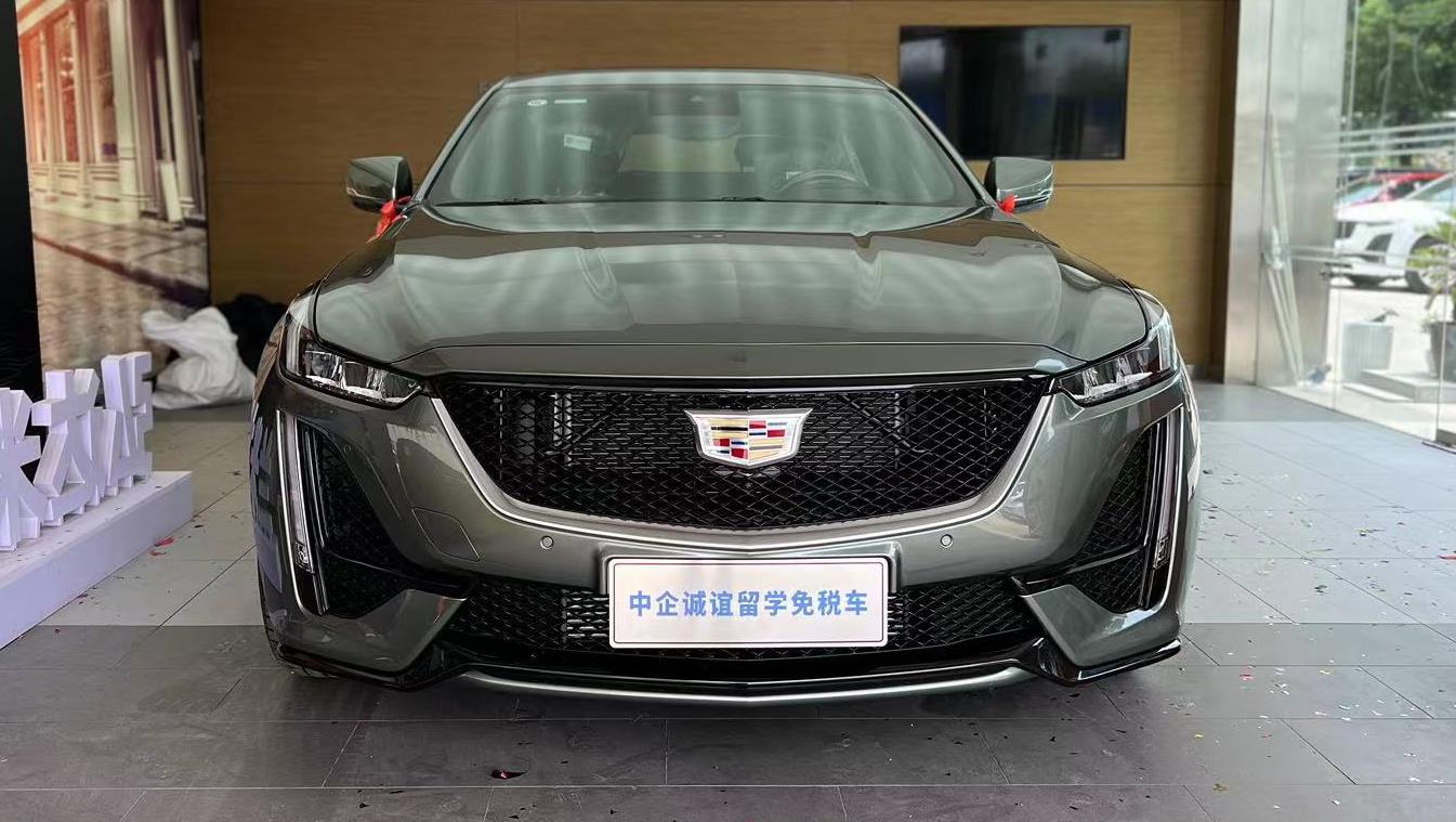 中企誠誼凱迪拉克留學(xué)生免稅車
